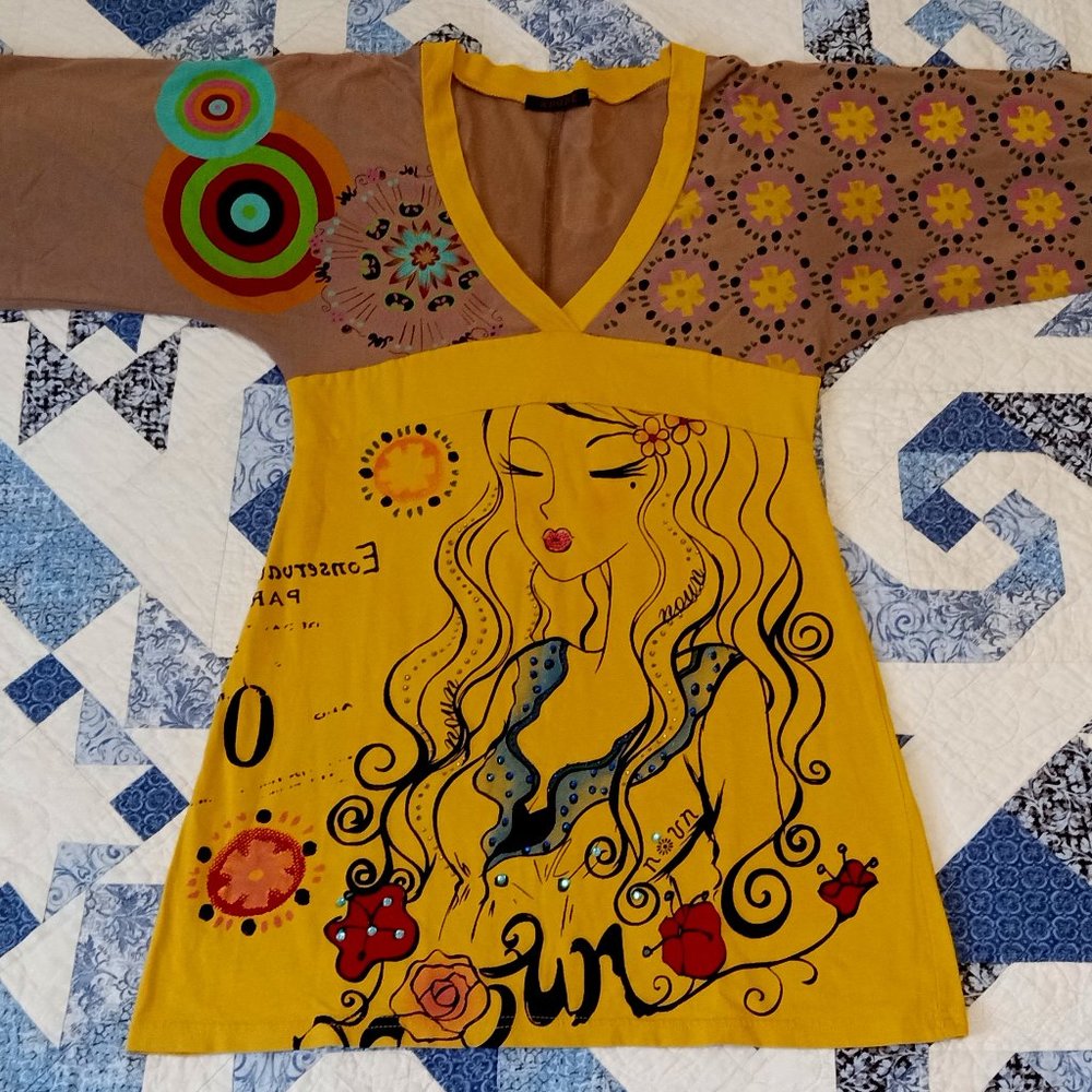 Adore woman's tunic, elbow length sleeves, Size 6